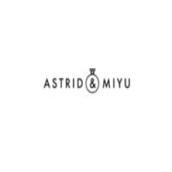 Astrid & Miyu
